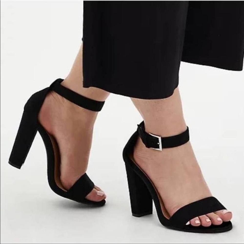 TORRID faux suede black tapered heel shoe 9W